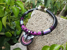 Laden Sie das Bild in den Galerie-Viewer, Cyber pink Butterfly Necklace