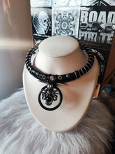 Load image into Gallery viewer, Octopus Darkness Necklace