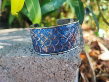 Load image into Gallery viewer, Blue jeans snake bracelet