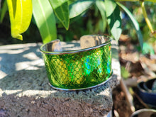 Load image into Gallery viewer, Green snake holographic Bracelet