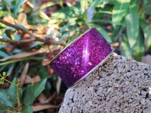 Cargar imagen en el visor de la galería, Glitter purple bracelet